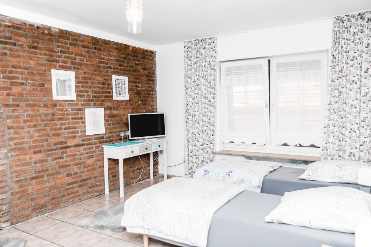 Feierabend Elsdorf Hostel Екстериор снимка