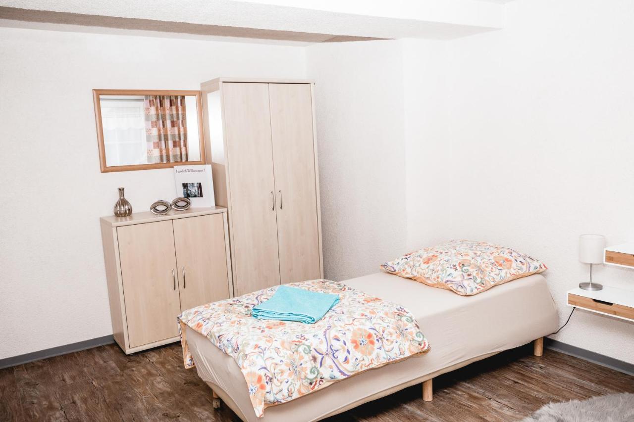 Feierabend Elsdorf Hostel Екстериор снимка